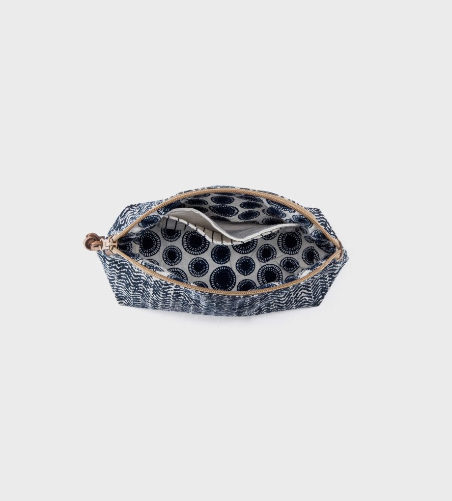 Cosmetic-pouch-tweed-blue-4