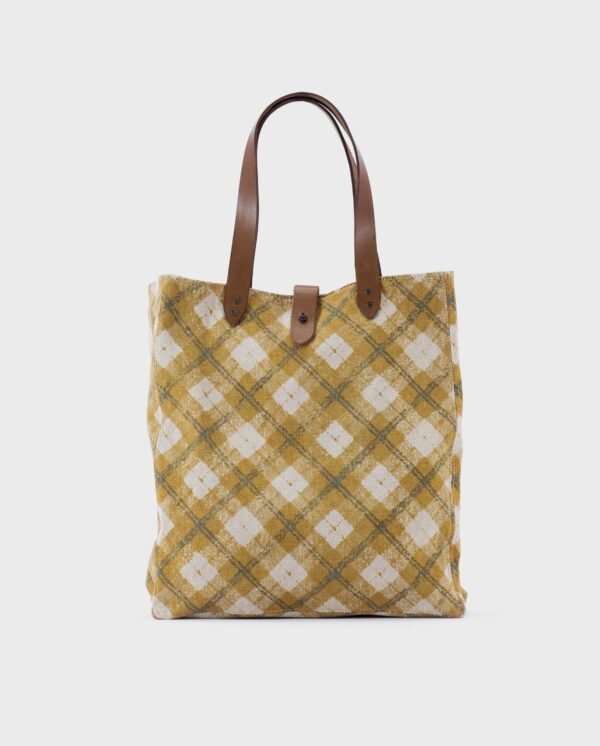 Nigella — Blurry Madras