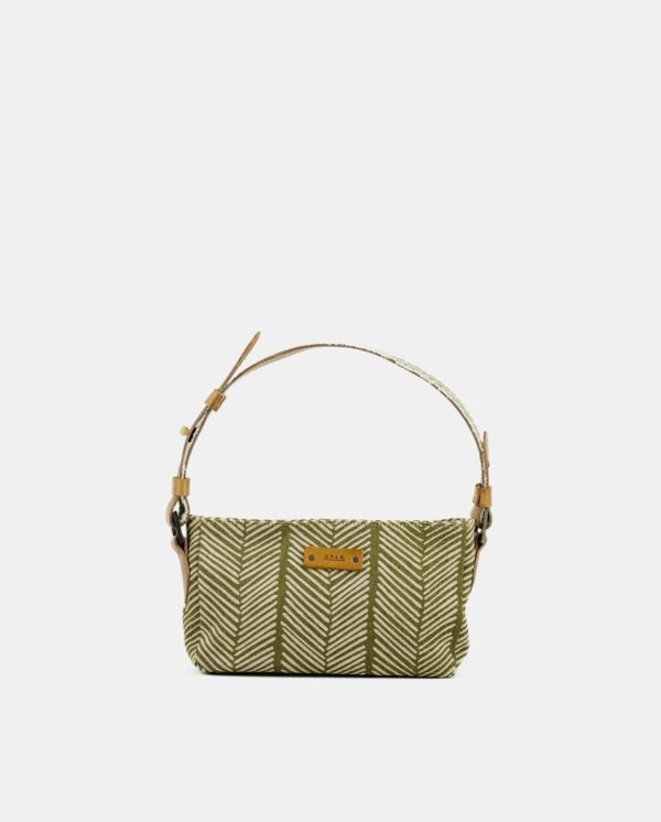 Giuly — Fern Green